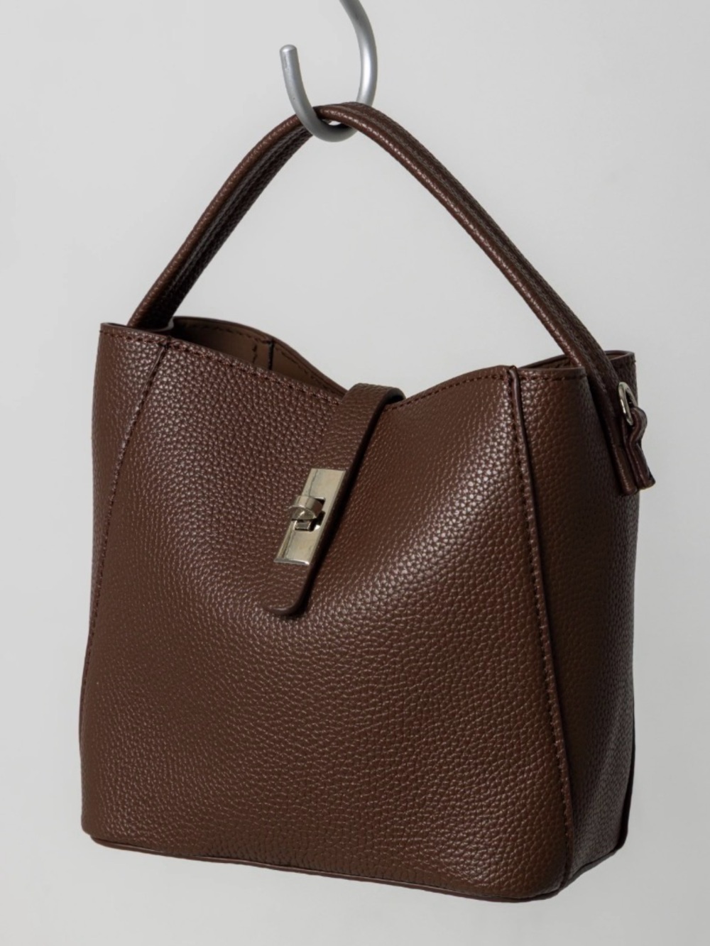 Elegant Brown Leather Handbag